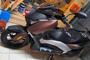 Yamaha X-Max 300 2017