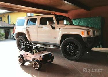 Hummer H3 