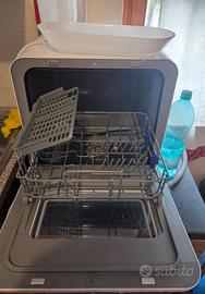 Lavastoviglie mini Comfee piccola in garanzia