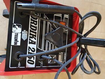 Saldatrice per il ferro