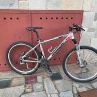 Bianchi Mutt 7700 aluminio