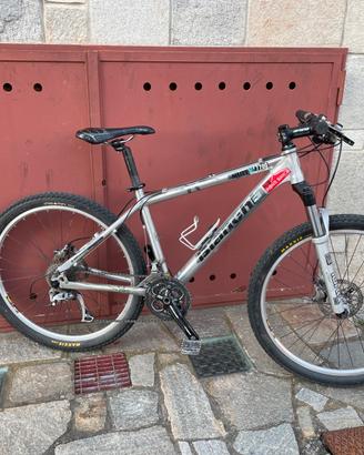 Bianchi Mutt 7700 aluminio