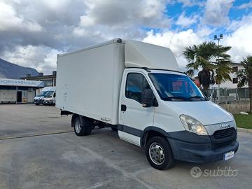 Iveco Daily 35c15 CASSONATO PARI AL NUOVO