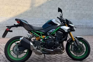 Z900 SE 2025