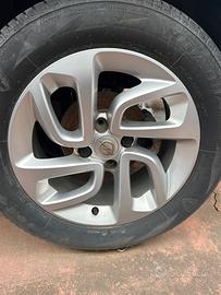 Vendiamo cerchi Opel crossland r16