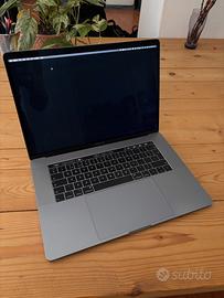 Macbook Pro 15” 16gb 500gb Touchbar (2018)