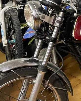 Parafango anteriore  Bonneville d'epoca