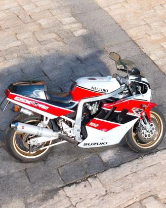 Suzuki GSX R 750 1990