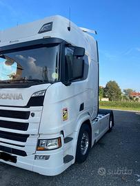 Scania r450