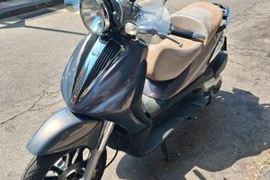 piaggio beverly cruiser 