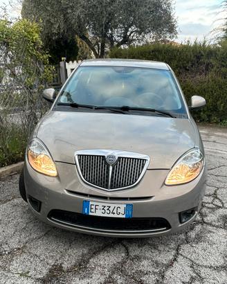 Lancia Ypsilon 1.2 Benzina - 92.000 km