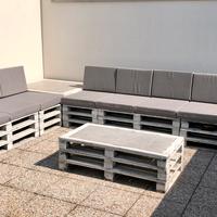 Divano in legno da esterno