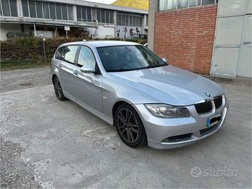 BMW 330d E90 station, 4x4, cambio manuale, 260k km
