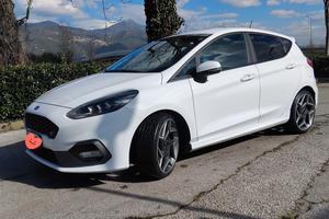 ford fiesta ST