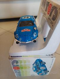 Modellino alpine renault rally Martoys