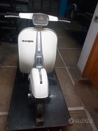 Vespa 50 special