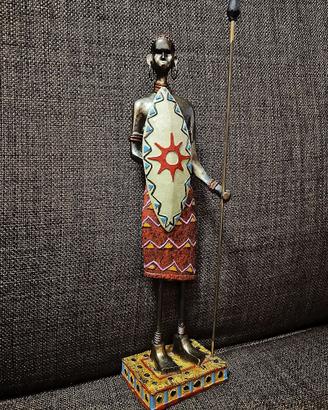 Statua Guerriero DIPINTA A MANO Arte Etnica 26x10
