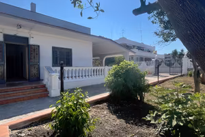 Rif. 525 fronte villaggio coppola - locazioni brev