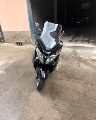 SUZUKY BURGMAN 400 K7
