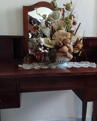 Scrivania in legno massello colore noce