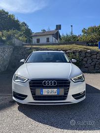 A3 Sportback 1.6 tdi Ambition 100cv