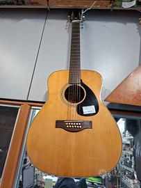 Chitarra YAMAHA 12 corde