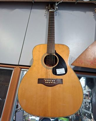 Chitarra YAMAHA 12 corde