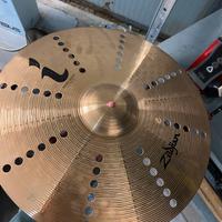 Piatto zildjian 17