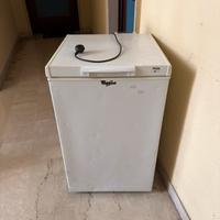 Congelatore a pozzetto whirlpool