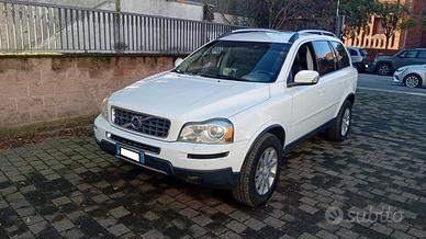 VOLVO XC90 D5 AWD Geartronic Executive 7 posti/g