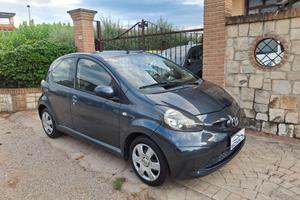 Toyota Aygo 1.0 12V VVT-i 5 porte Sol