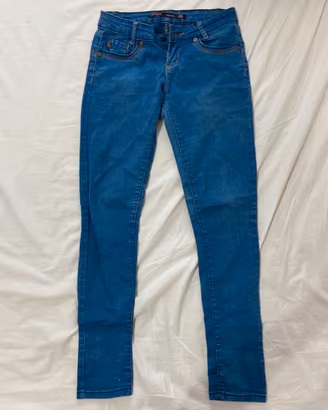 3 jeans per ragazze