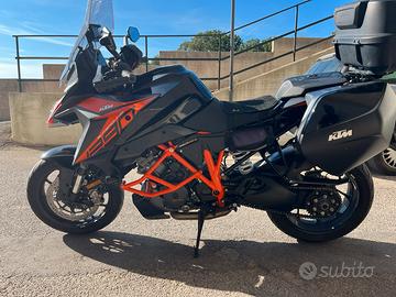 Ktm 1290 superduke GT
