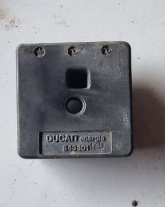 Regolatore tensione ducati
