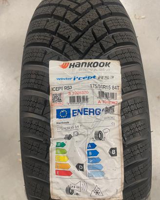 Gomme invernali Hankook 175/65R15 84T nuove