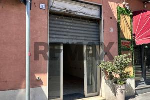 Locale Commerciale - Aci Catena