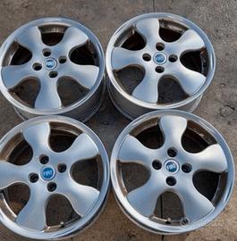 Cerchioni in lega 15 pollici