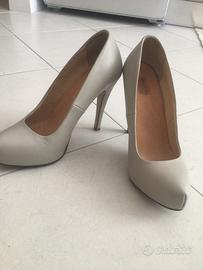 Décolleté con plateau