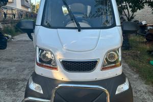 Auto elettricha modello vitale mob