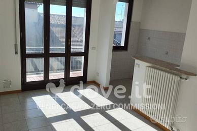 Appartamento di 85 m² con 3 locali e posto auto a 
