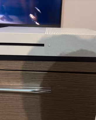 xbox one s 1TB+controller e cablaggi