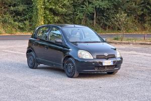 Toyota Yaris 1.0i 16V cat 5 porte Sol CV-65 GPL E3