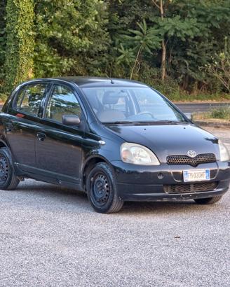 Toyota Yaris 1.0i 16V cat 5 porte Sol CV-65 GPL E3