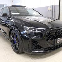 AUDI RS Q8 TFSI V8 quattro tiptronic Performance