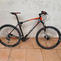 Mountain Bike Montana Urano 29