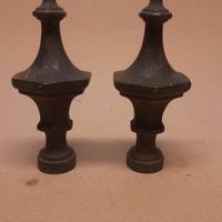 coppia puntali antichi ghisa cancello