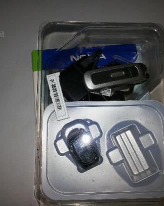 Auricolare bluetooth SBS ideale per connessioni