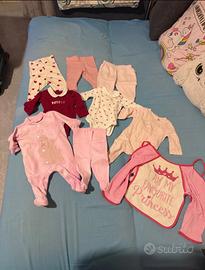 Abbigliamento per neonata