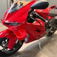 Ducati Panigale V4 2025