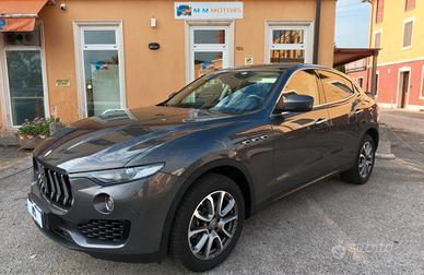 Maserati Levante 3.0 V6 Granlusso 250cv auto